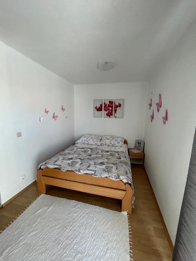 Apartman Markovic Zara Esterno foto