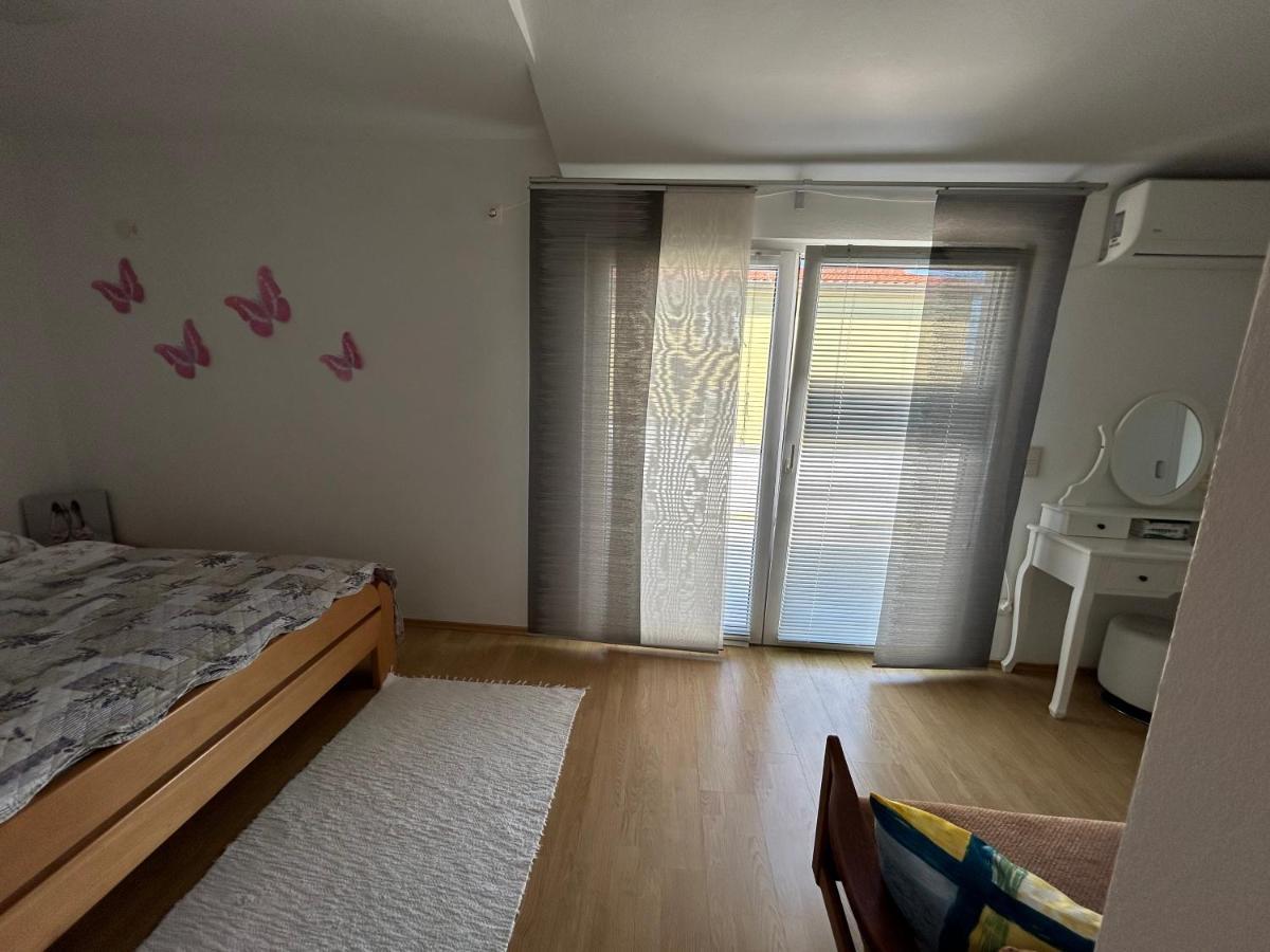 Apartman Markovic Zara Esterno foto