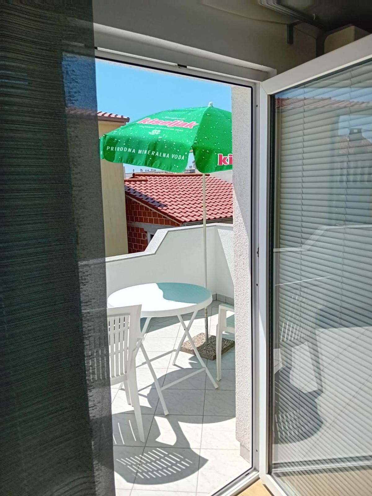 Apartman Markovic Zara Esterno foto